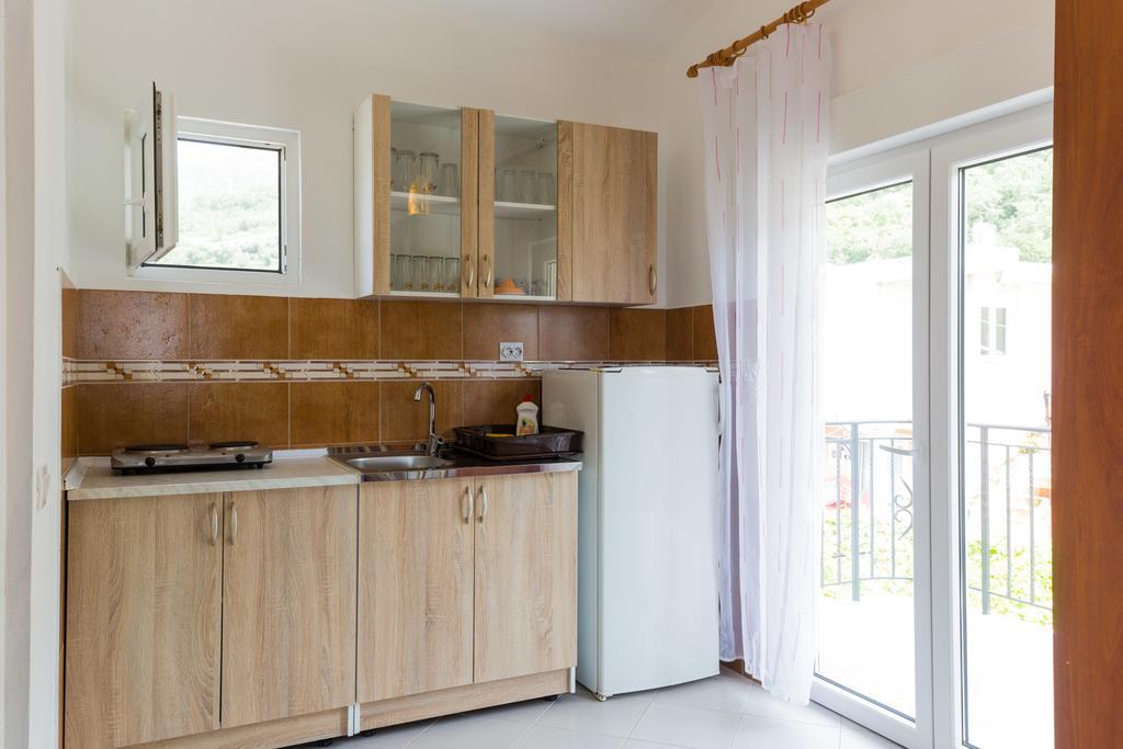 Apartments Sofia Sutomore Eksteriør bilde